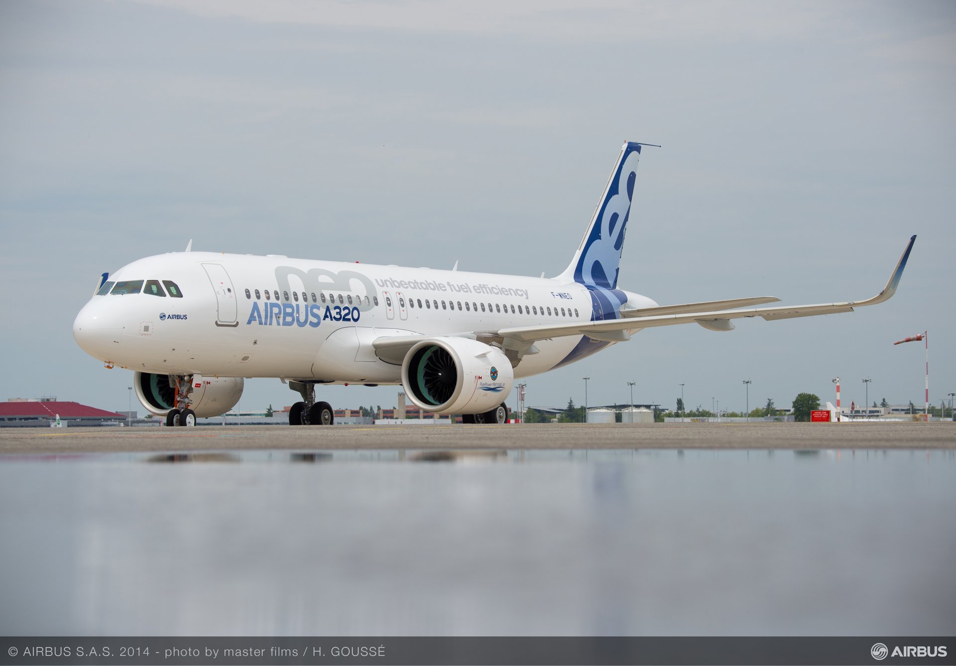 Airbus raises A220 maximum take-off weight